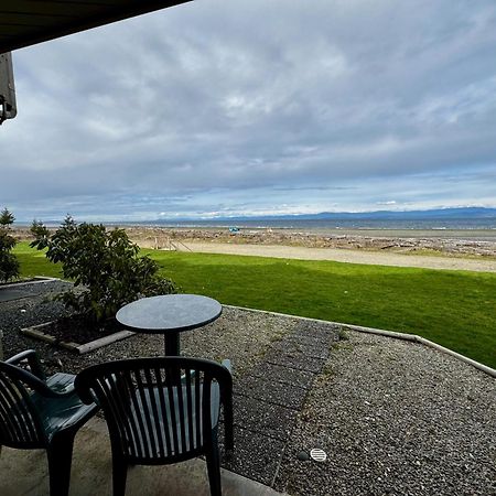 Shorewater Resort Beachfront Studio - 2 Beds Qualicum Beach Kültér fotó